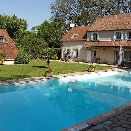 Villa Dikaria Montacher ภายนอก รูปภาพ